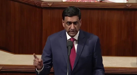 ईरान युद्ध से अमेरिका की चीन के खिलाफ तैयारियों पर दबाव : रो खन्ना