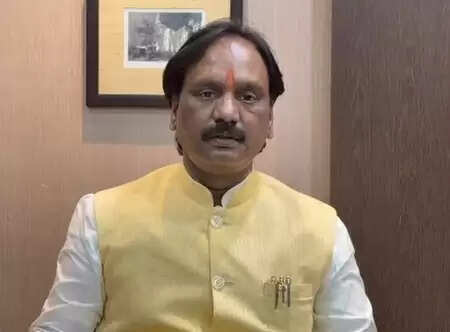 छत्रपति संभाजीनगर में यूबीटी उम्मीदवारों को मिल रही धमकी, 'हिसाब ब्याज समेत चुकता होगा' : शिवसेना (यूबीटी) नेता अंबादास दानवे