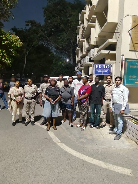 दिल्ली पुलिस ने अवैध रूप से रह रहे छह विदेशी नागरिकों को हिरासत में लिया, निर्वासन की प्रक्रिया शुरू