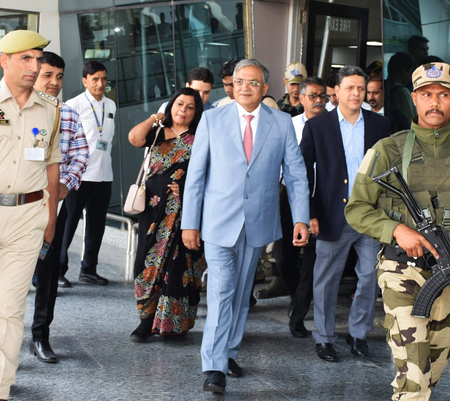 जम्मू-कश्मीर दौरे पर सीईसी ज्ञानेश कुमार, बडगाम में बीएलओ से करेंगे संवाद