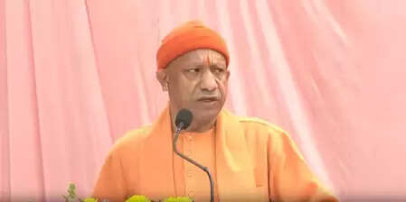 कल्याण सिंह की जयंती पर योगी आदित्यनाथ ने दी श्रद्धांजलि, बोले-सुशासन की मिसाल थे 'बाबूजी'