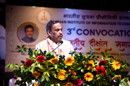 आईआईआईटी भागलपुर की नई पीढ़ी को प्रौद्योगिकी, नवाचार और ज्ञान के माध्यम से समाज और राष्ट्र में योगदान देना चाहिए: विनोद तावड़े