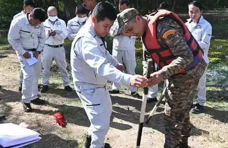 भारतीय सेना ने भूटान के सिविल इंजीनियर्स के लिए पुणे में विशेष ट्रेनिंग कोर्स आयोजित किया