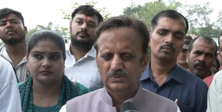 सागर में जहरीली शराब से अब तक 13 लोगों की मौत, डिप्टी सीएम राजेंद्र शुक्ला बोले-दोषी बख्शे नहीं जाएंगे