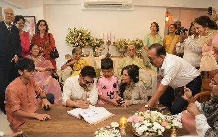 आमिर-गौरी की शादी की पहली तस्वीर आई सामने; बेटे बने रिंग बेयरर, जमीन पर बैठकर कपल ने साइन किए पेपर्स