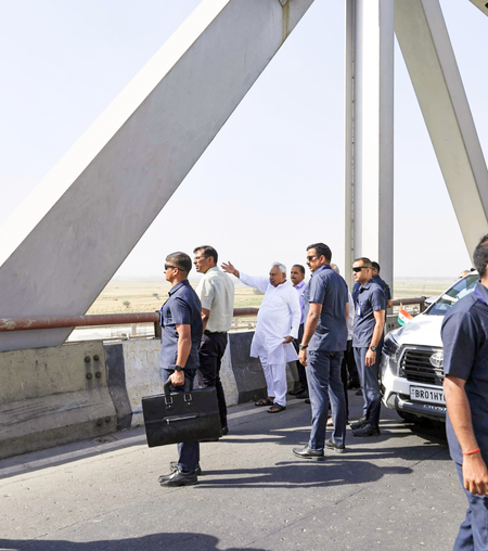 बिहार: सीएम नीतीश ने सारण में पटना-बेतिया ग्रीनफील्ड एक्सप्रेसवे की समीक्षा की