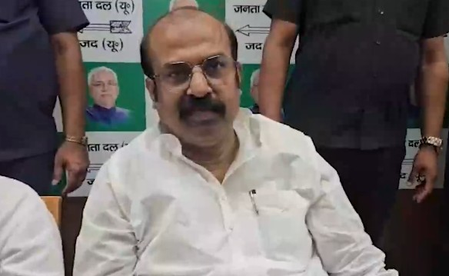 बिहार सरकार के मंत्रियों ने कहा- सोनिया गांधी को नीतीश कुमार की नहीं, अपनी पार्टी की चिंता करनी चाहिए