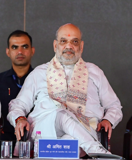 ऑपरेशन ट्राइडेंट: अंतरराष्ट्रीय ड्रग्स तस्कर गिरोह का पर्दाफाश, 18 लोग गिरफ्तार, अमित शाह ने दी एजेंसियों को बधाई