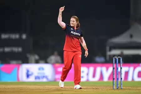 डब्ल्यूपीएल: शुरुआती 3 मुकाबलों में 8 विकेट, इस मामले में नंबर-2 बनीं नादिन डी क्लार्क