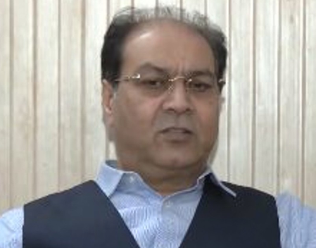 सार्वजनिक स्थानों पर नमाज पर रोक के हाईकोर्ट के फैसले का मोहसिन रजा ने किया स्‍वागत