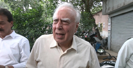 'अगर बहुमत खिलाफ था तो ये आयोग के फैसले थे ही नहीं', ईसीआई के कार्यप्रणाली पर कपिल सिब्बल