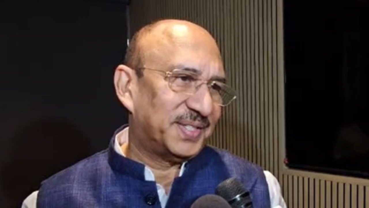 टेक्नोलॉजी में तरक्की के लिए फंड जुटाने के दूसरे तरीके खोजने की जरूरत: संतृप्त मिश्रा