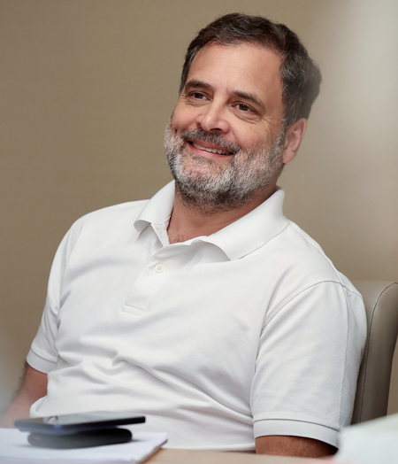 पवन खेड़ा की जमानत के बीच राहुल गांधी ने असम के सीएम पर साधा निशाना