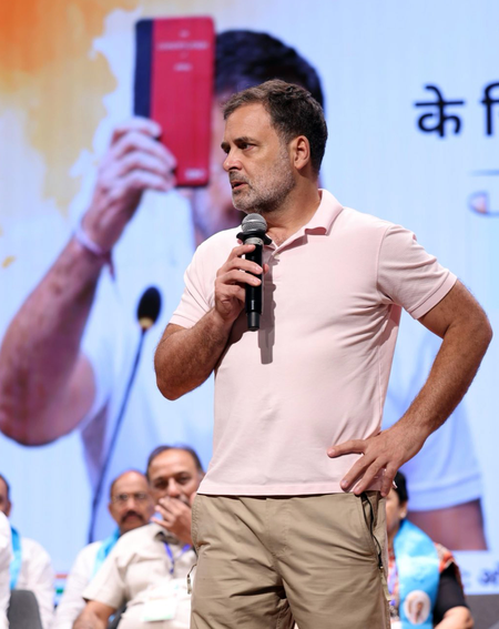 सोनिया गांधी के नाम राहुल का भावुक संदेश, अपनी मां के संघर्ष और साहस को याद किया