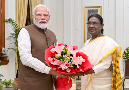 राष्ट्रपति मुर्मु ने पीएम मोदी को दी जन्मदिन की शुभकामनाएं, कहा- 'आपने स्थापित किए सुशासन के नए प्रतिमान'