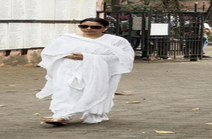 रूपाली गांगुली से डेविड धवन तक कई हस्तियों ने सतीश शाह को दी अंतिम विदाई