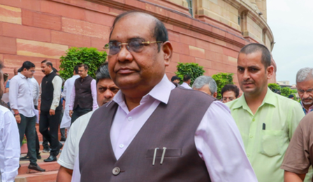 'अर्बन नक्सल' पर पीएम मोदी सही, अब दिमागी नक्सलियों पर नजर रखने की जरूरत: पूर्व डीजीपी बृजलाल