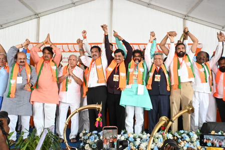 भाजपा का 'बल्लारी चलो' मार्च: येदियुरप्पा ने कर्नाटक सरकार को उखाड़ फेंकने का लिया संकल्प