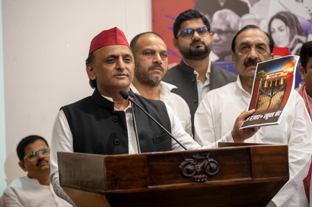 अखिलेश का भाजपा पर तीखा हमला, बोले- चार दिन का नहीं, चार दिन बची सरकार का सत्र