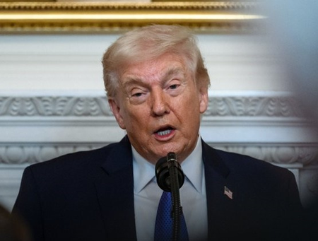 ट्रंप की ईरान को चेतावनी: एक कट्टरपंथी की जगह दूसरा नहीं चलेगा, पहलवी भी हो सकते हैं 'विकल्प'