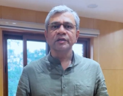मुंबई लोकल के लिए 238 नई एसी ट्रेन को मंजूरी, 2027 तक आईसीएफ-आरसीएफ-एमसीएफ में होगा उत्पादन