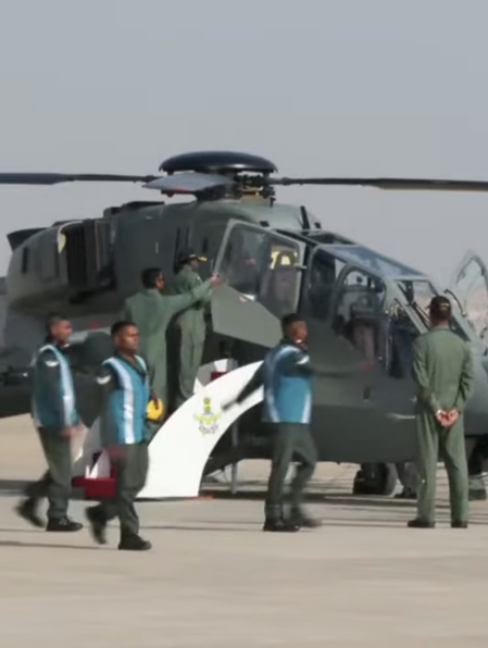 राष्ट्रपति द्रौपदी मुर्मु की स्वदेशी उड़ान, जैसलमेर से ‘प्रचंड’ हेलीकॉप्टर में हुईं सवार
