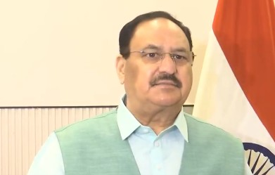 राहुल गांधी के धरने पर केंद्रीय मंत्री जेपी नड्डा का जोरदार हमला, कांग्रेस नेता को बताया 'कैमराजीवी'