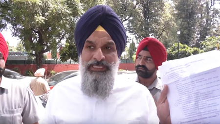 दुष्कर्म और भ्रष्टाचार के आरोपों पर एसएडी का पंजाब सरकार पर हमला, राज्यपाल को सौंपे दस्तावेज