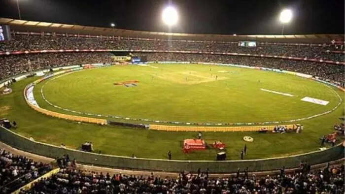 अहमदाबाद के बाद कोलकाता स्टेडियम को बम से उड़ाने की धमकी, ऑपरेशन सिंदूर से पाकिस्तानी आतंकीयों में दिखा डर