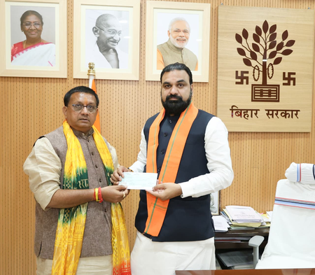 बिहार बाढ़ राहत: डिप्टी सीएम विजय चौधरी और मंत्री शैलेंद्र ने एक माह का दिया वेतन, सीएम राहत कोष में किया योगदान