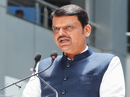 महाराष्ट्र सरकार ने तीर्थस्थलों, किलों और ऐतिहासिक स्थलों के विकास के लिए 993 करोड़ रुपए किए मंजूर