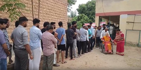 राजस्थान निकाय चुनाव : कोटा में कांग्रेस और भाजपा कार्यकर्ताओं के बीच झड़प, 10 बूथों पर री-पोलिंग जारी
