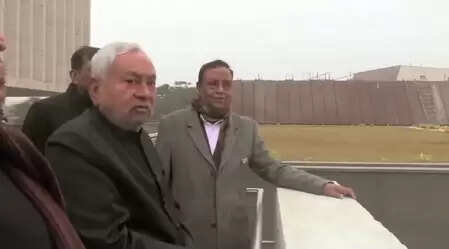 सीएम नीतीश ने बिहार और पटना संग्रहालय को जोड़ने वाली टनल का किया निरीक्षण, जल्द पूरा करने के निर्देश