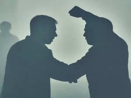 बीएसएफ जवानों पर बंगाल के किसान को बांग्लादेशी समझकर पीटने का आरोप