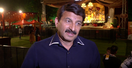 मनोज तिवारी ने मां दुर्गा से समृद्धि की कामना की, दिल्ली में व्यापारियों के नुकसान पर जताई चिंता