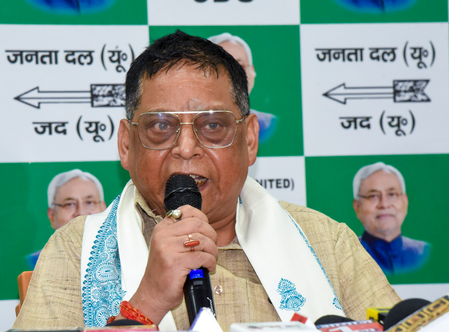 बिहार एमएलसी चुनाव: जीत के बाद भी जदयू में खींचतान, नीरज कुमार बोले- ललन सिंह से बधाई के लिए नहीं मिलूंगा