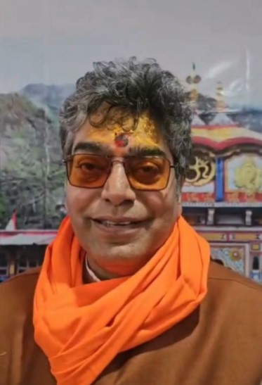 पुरुषोत्तम मास में आशुतोष राणा ने किए बद्रीनाथ के दर्शन, बोले- ये मेरा सौभाग्य है