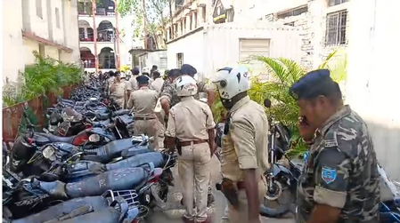 झारखंड में कई कोर्ट और सरकारी दफ्तरों को बम से उड़ाने की धमकी, सुरक्षा एजेंसियां अलर्ट