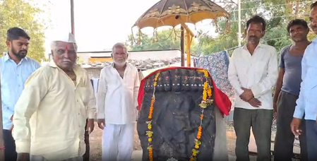 महाराष्ट्र के सांगोला गांव में दशहरा मनाने की अनोखी परंपरा, रावण का पुतला जलाने के बजाय उसकी पूजा करते हैं लोग