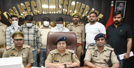 नोएडा में फर्जी कॉल सेंटर का भंडाफोड़, चार आरोपी गिरफ्तार