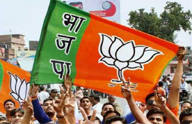 Gujarat Municipal Polls Result 2021: गुजरात में 40 सीटों पर BJP की जीत, 82 पर चल रही आगे…..