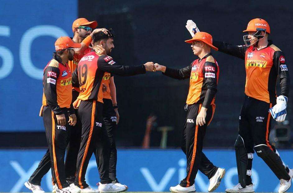 Breaking, PBKS vs SRH: पंजाब किंग्स ने सनराइजर्स हैदराबाद को जीत के लिए दिया 121 रनों का लक्ष्य