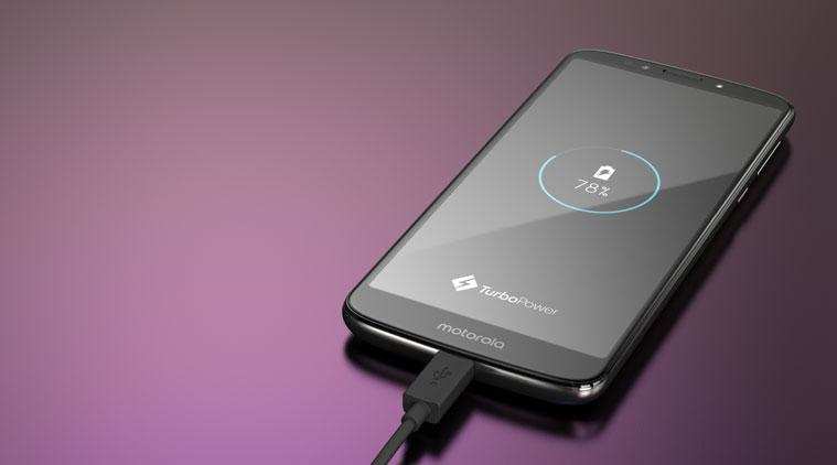 Moto E5 Plus स्मार्टफोन को सस्ते में खरीदने का मौका, जानिये इसके बारे में