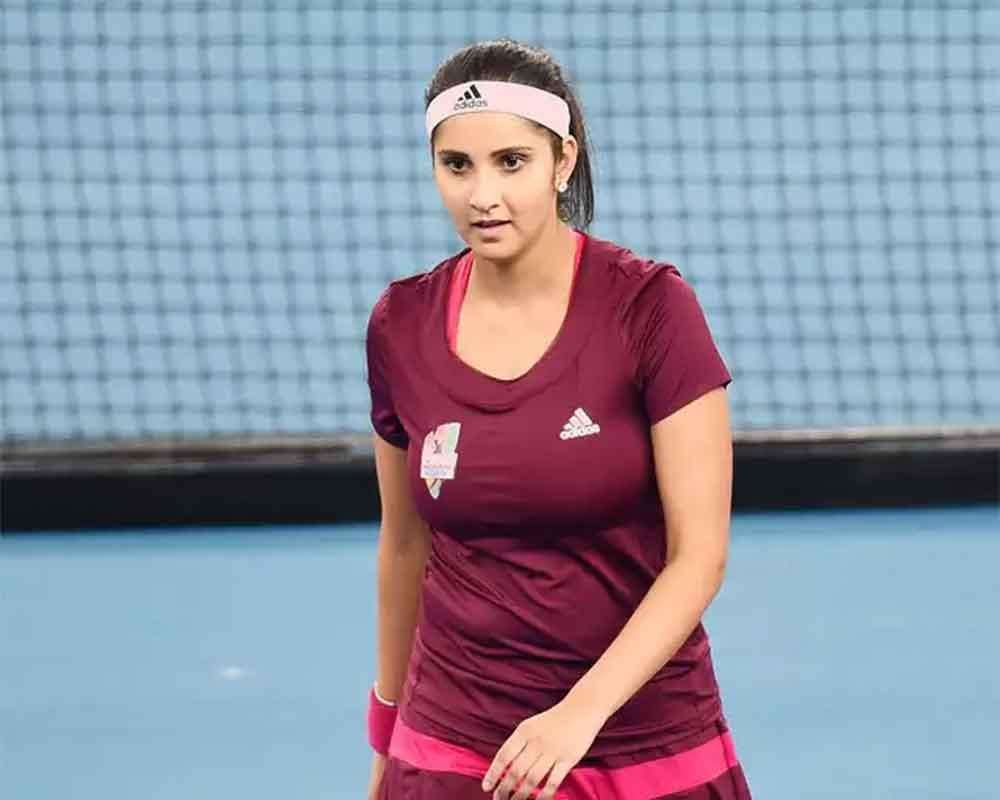 दो साल बाद वापसी कर सानिया मिर्जा महिला डबल्स के फाइनल में