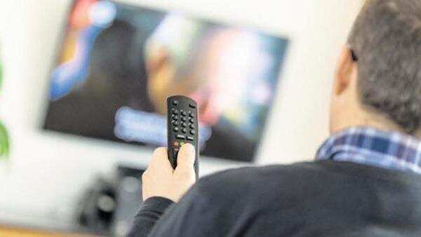 अब बिना सेटअप बॉक्स के देखें टीवी, टाटा स्काई ने लॉन्च किया Binge फायर टीवी स्टिक