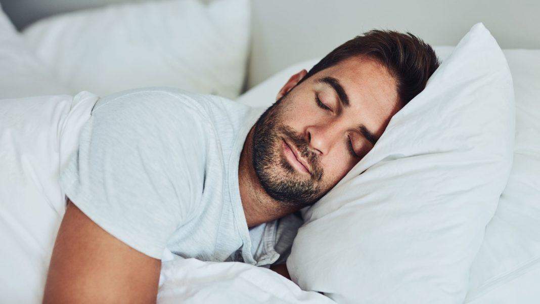 सोने से पहले नहाना है आपकी सेहत के लिए बहुत फायदेमंद