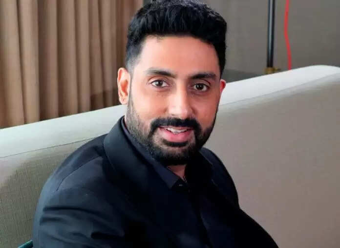 Abhishek Bachchan: कोरोना काल के मुश्किल वक्त में अभिषेक बच्चन ने लोगों के लिए भेजा वर्चुअल हग, कहा इसकी ज्यादा जरूरत