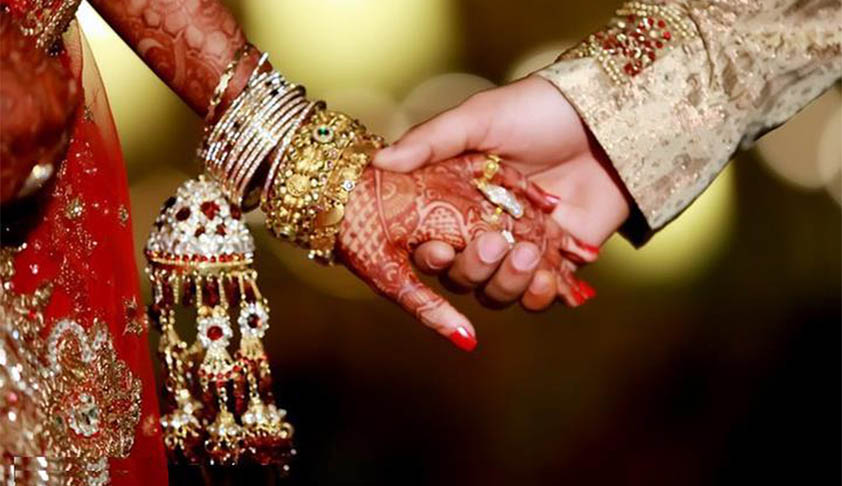 19 नवंबर को होगा तुलसी विवाह, पूजा में ये चीजें जरूर करें शामिल