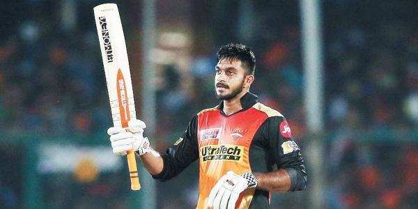 IPL 2020: आरसीबी के खिलाफ मैच से पहले  सनराइजर्स हैदराबाद को लगा करारा झटका