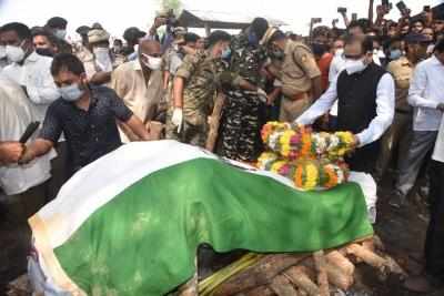 Andra Pradesh : छत्तीसगढ़ के शहीद का राजकीय सम्मान के साथ अंतिम संस्कार